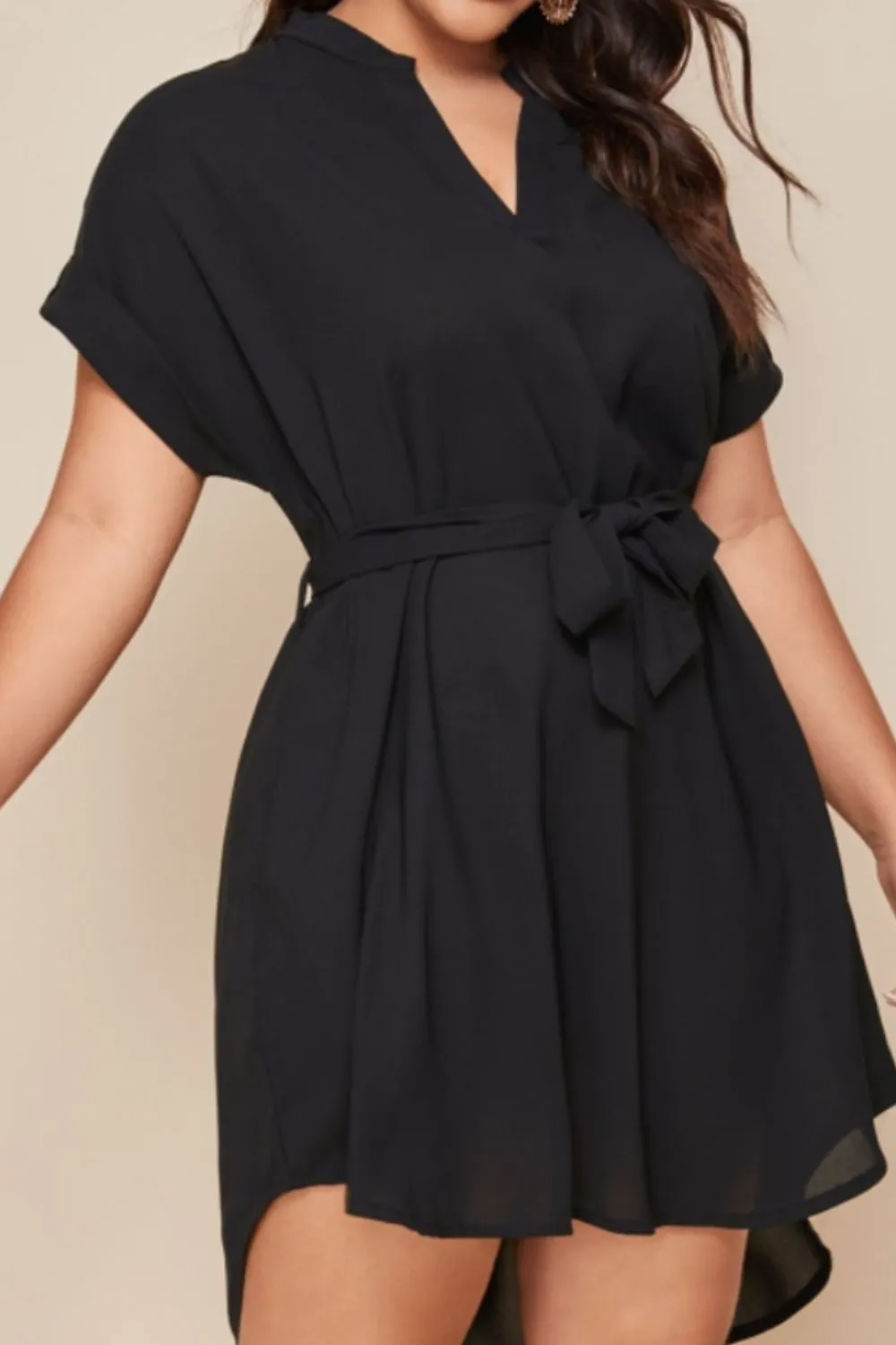 Beach Wedding Guest Attire for Women: Elegant Plus Size Mini Dress with Tie Waist