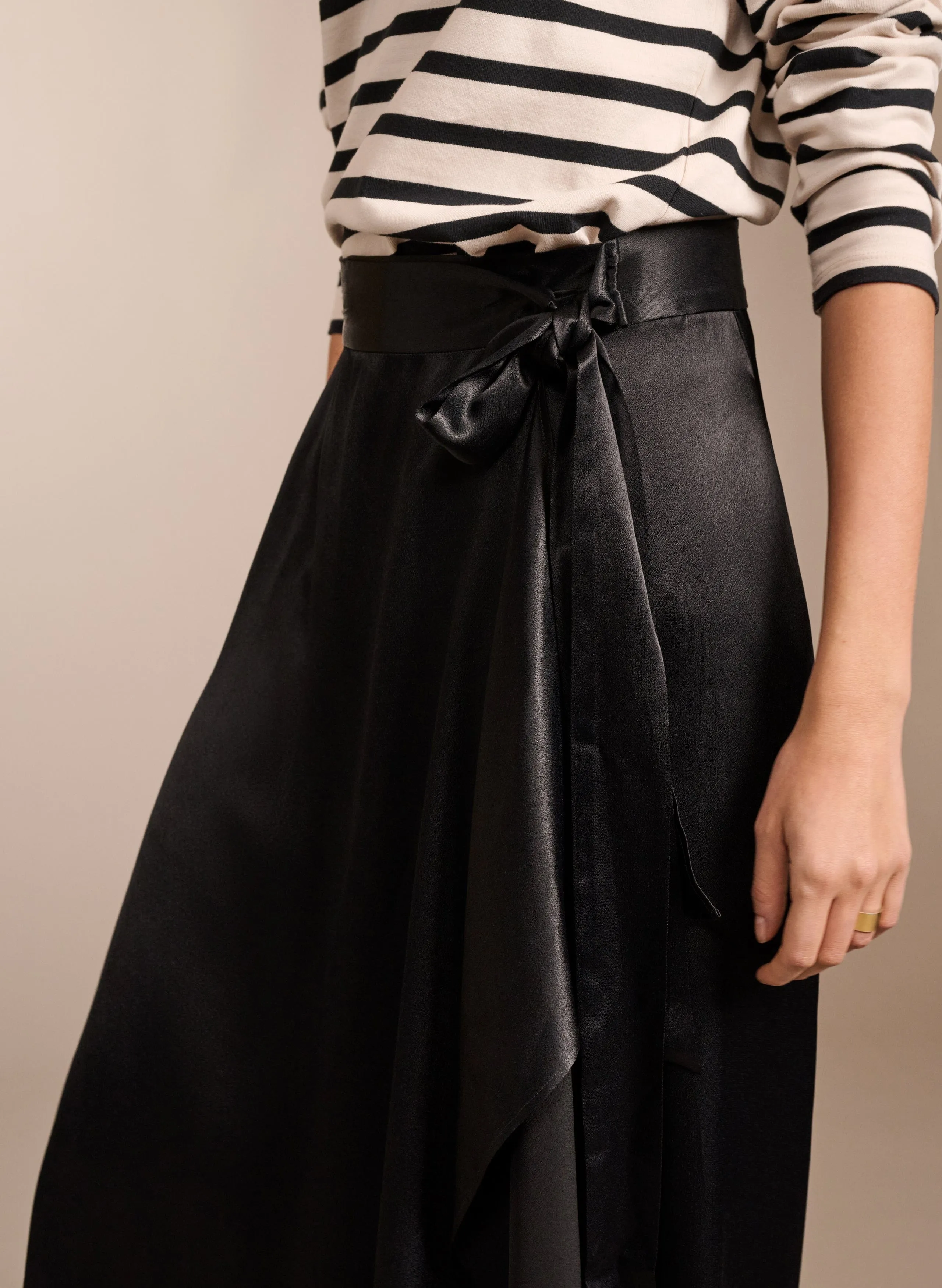 Federica EcojilinSkirt | Caviar Black