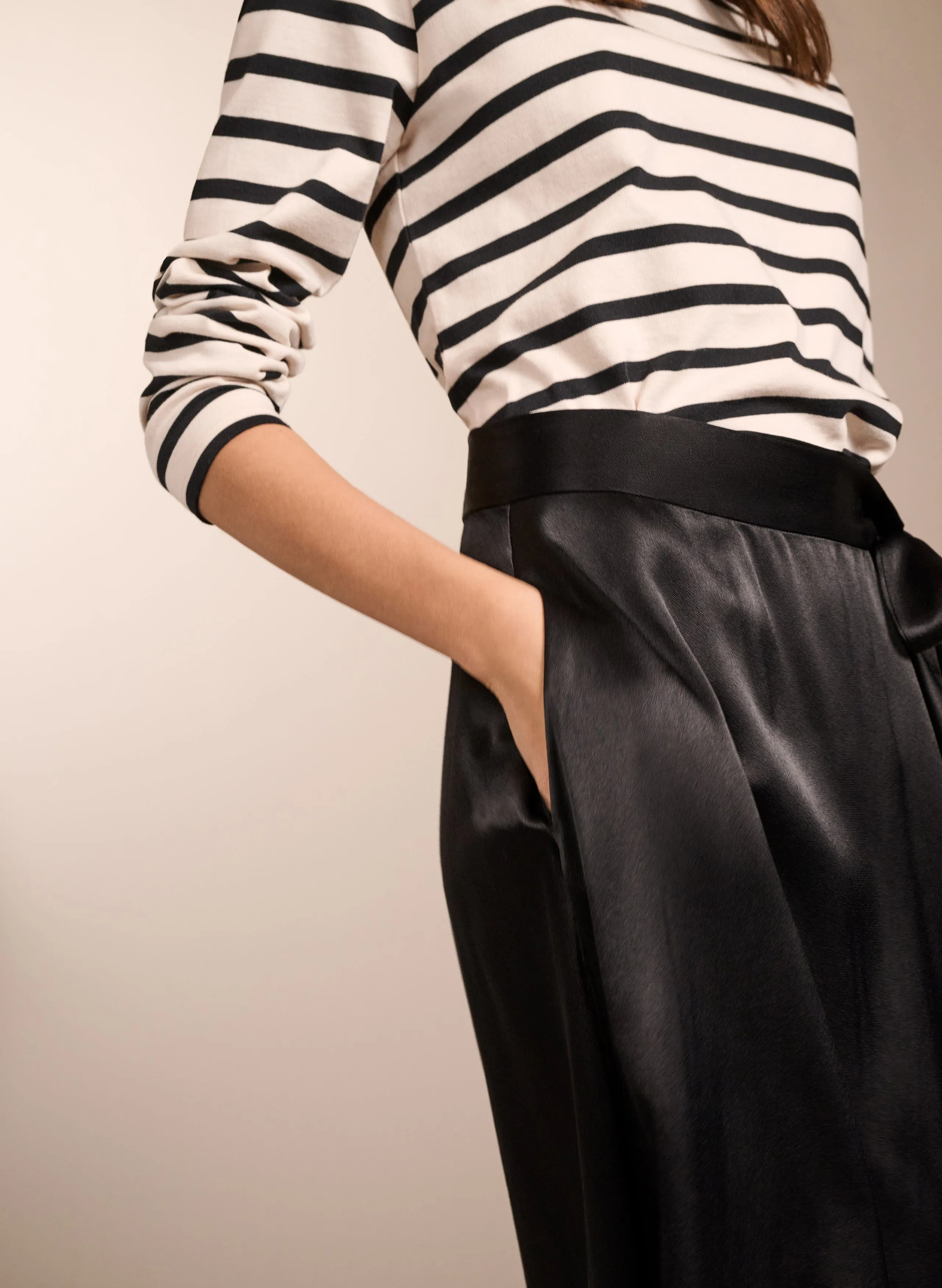 Federica EcojilinSkirt | Caviar Black