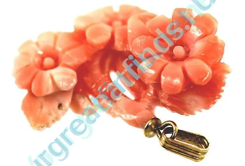 Gold & Hand-Carved Coral Pendant