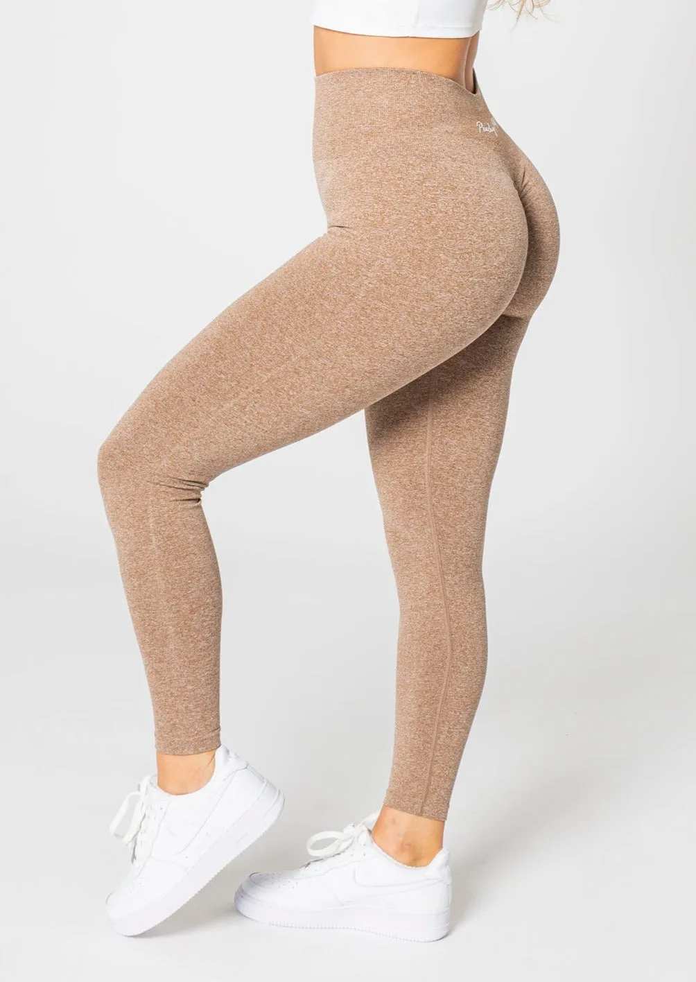 KYLIE Seamless Scrunch Leggings