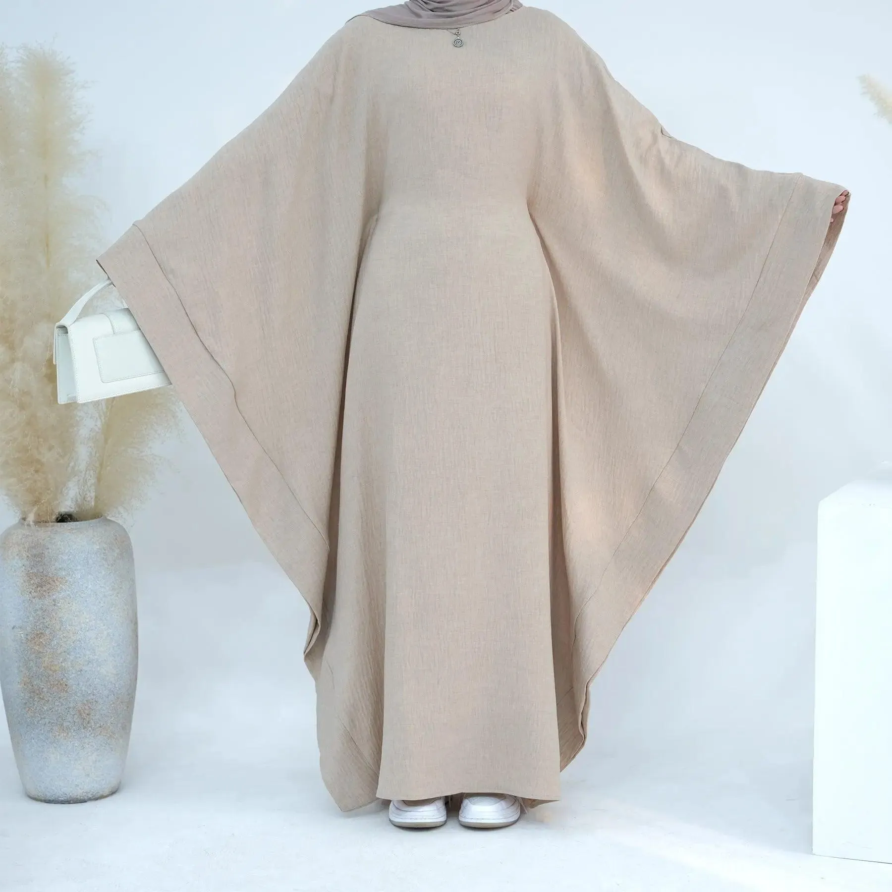 MA050 Batwing Sleeve Farasha Abaya