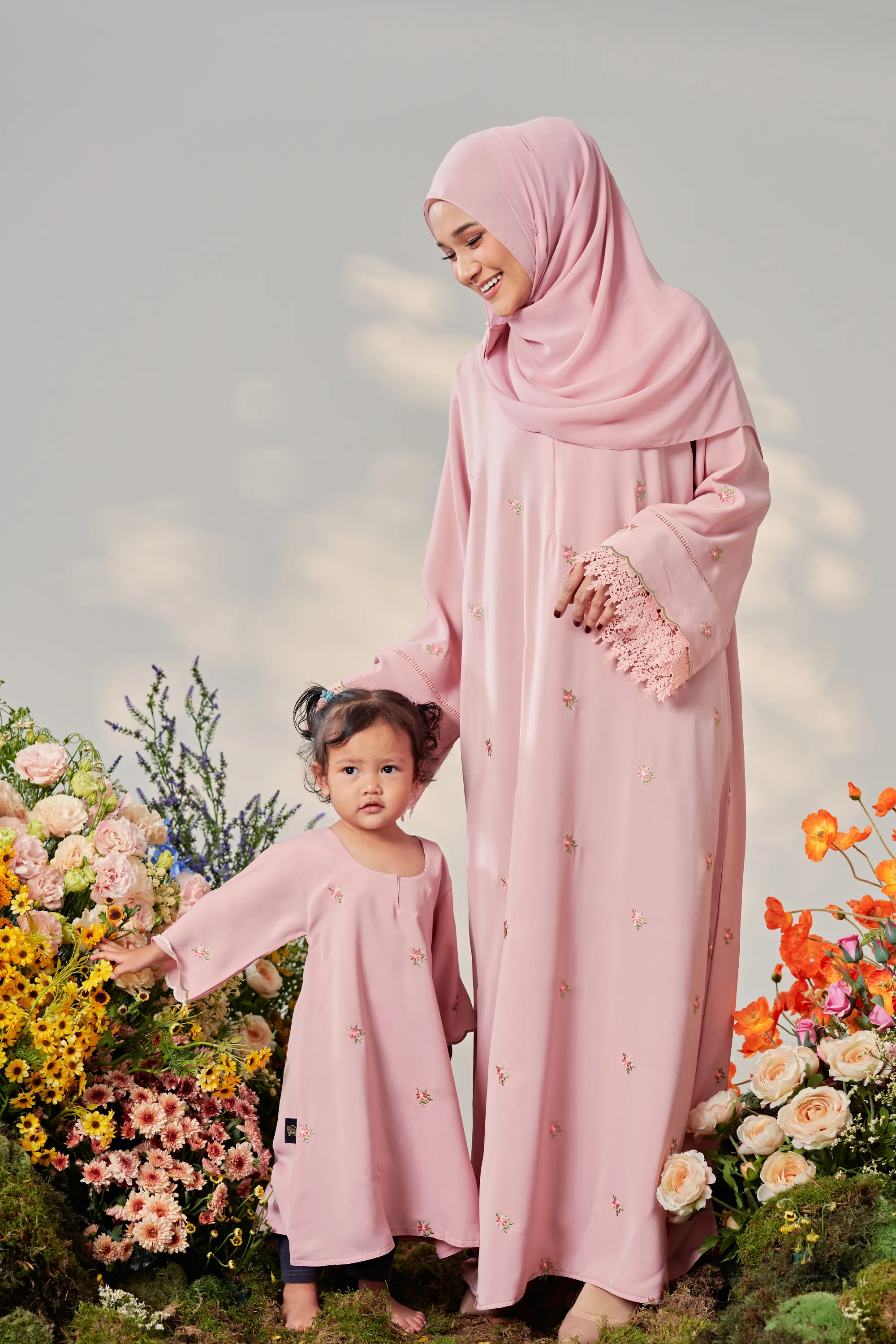 Romantika Raya '23: Emelie Abaya Kids