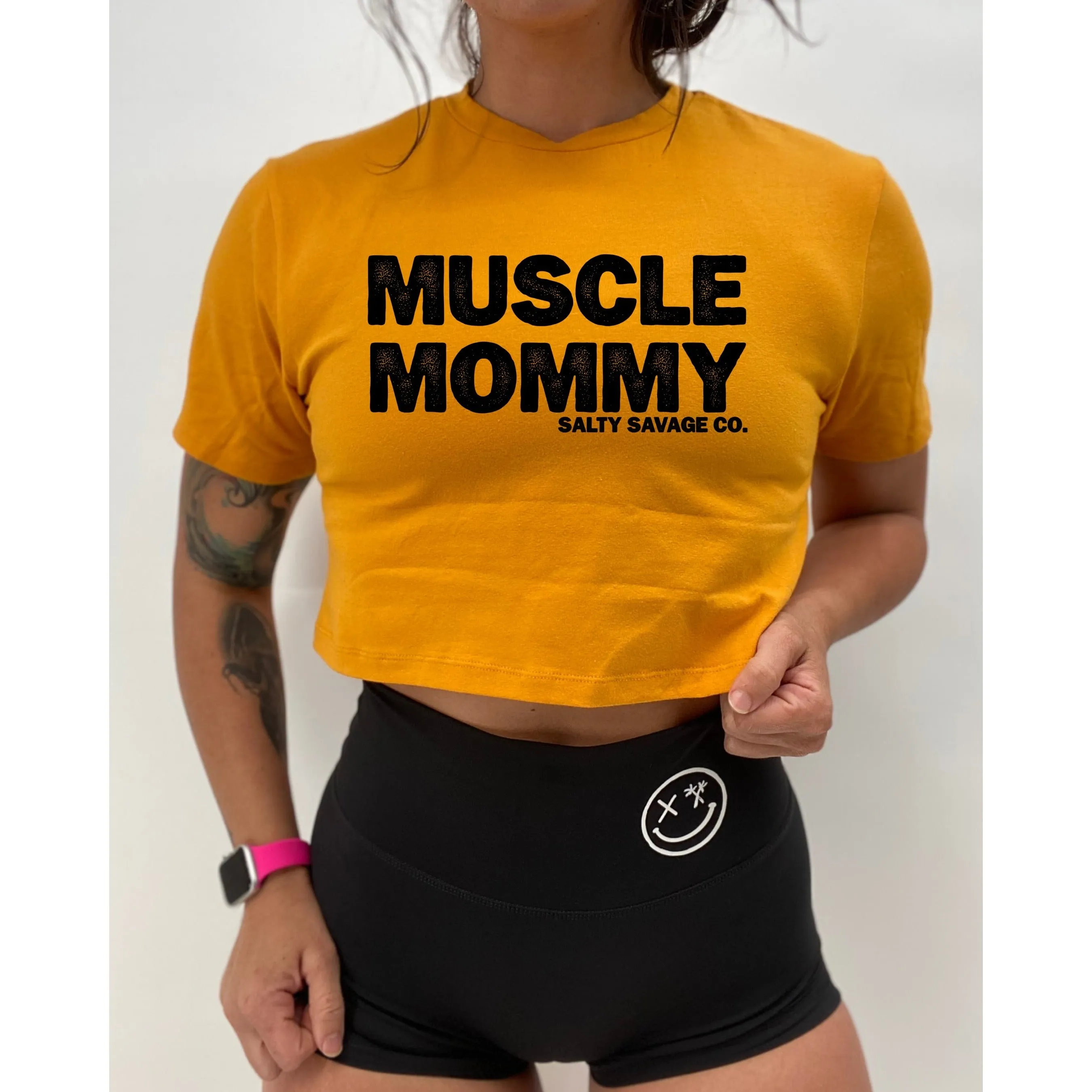 Salty Savage Ladies "MUSCLE MOMMY" Performance Crop Tee