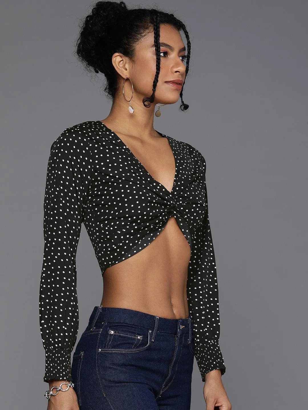 Style Quotient Women Black & White Print Twisted Crepe Crop Top